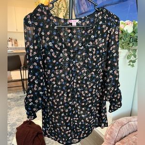 Black floral lightweight blouse - Size S